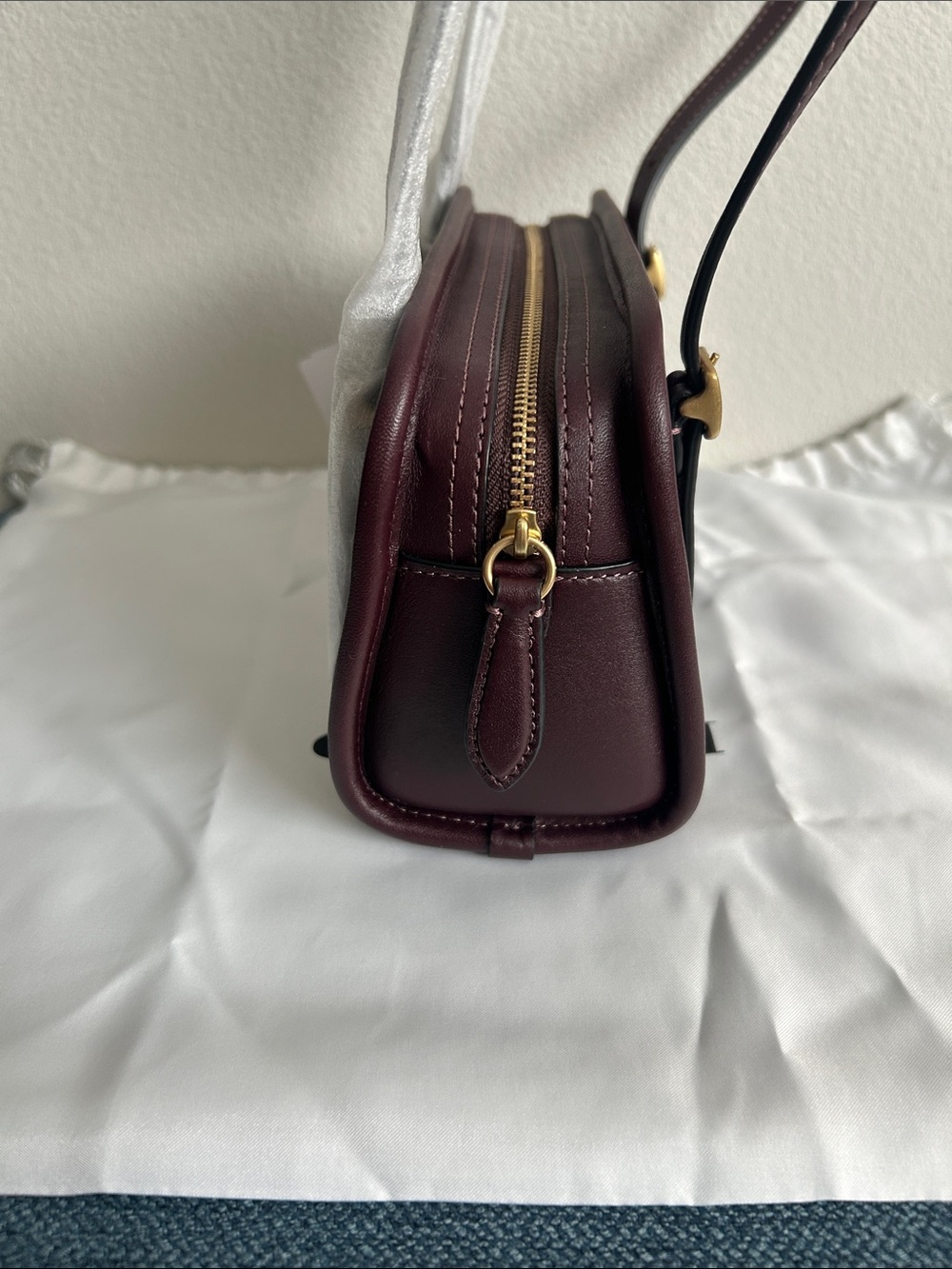 NWT Coach Swing Zip 20 in Black Currant - Picture 5 of 8